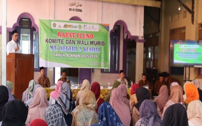 Rapat Pleno Komite dan Wali Murid MTs Negeri 2 Kendal, Tiga Pilar Pendidikan Jadi Sorotan