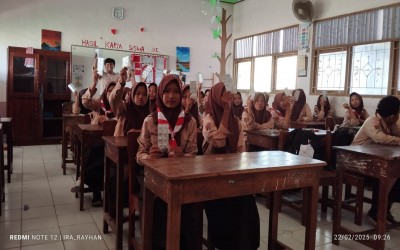 PEMBERIAN TABLET TAMBAH DARAH (TTD) UNTUK REMAJA PUTRI MTs NEGERI 2 KENDAL