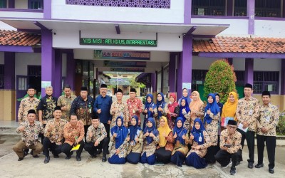 Pembinaan Oleh Kasubdit Kurikulum dan Sarana Kemenag RI di MTsN 2 Kendal, Kamis 19 Januari 2023